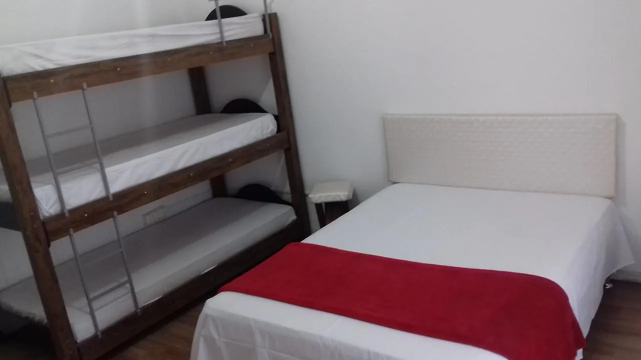 Bed & Breakfast Pousada Cama & Cafe Navegantes
